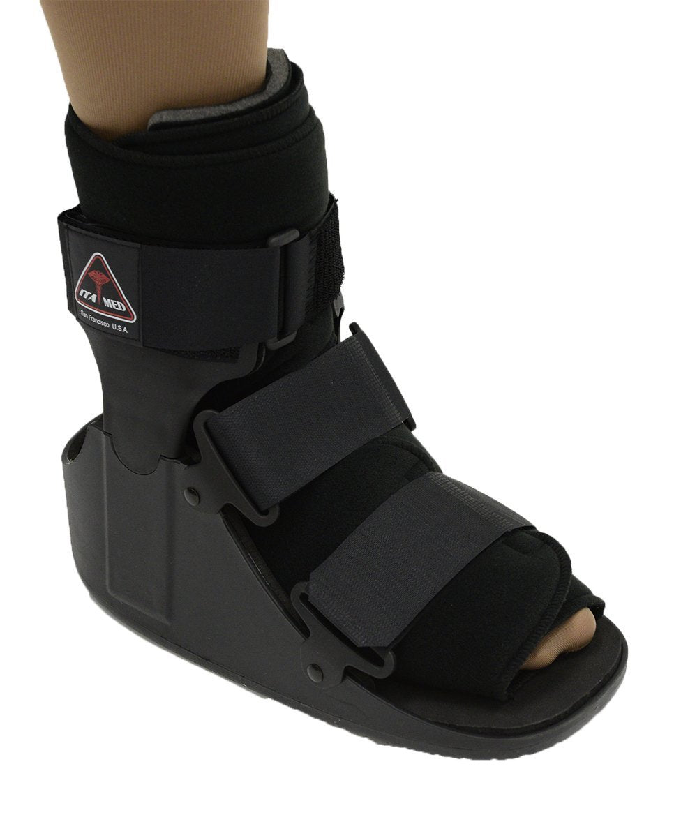 Medium Post-op Fracture Walker Brace D915764