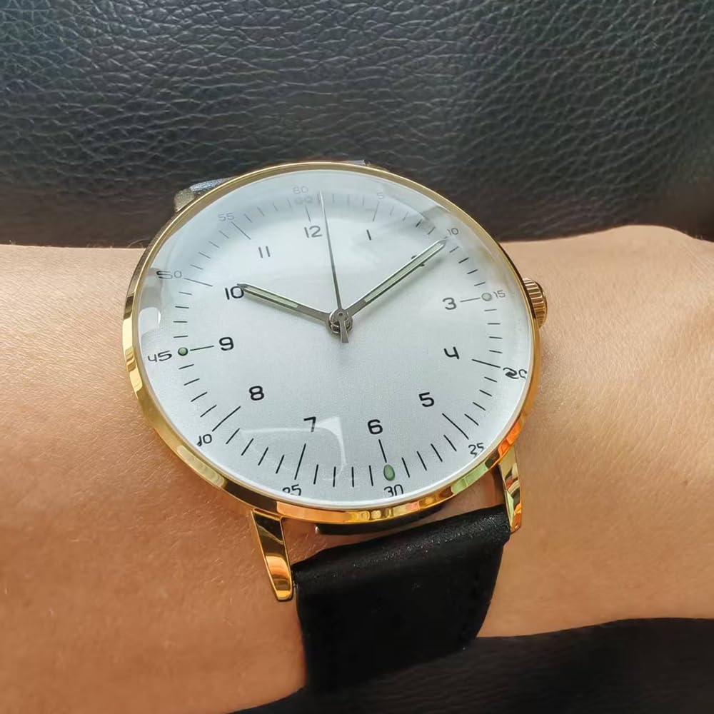 Vintage Mechanical Watch with Domed Glass and 40mm Case F7299