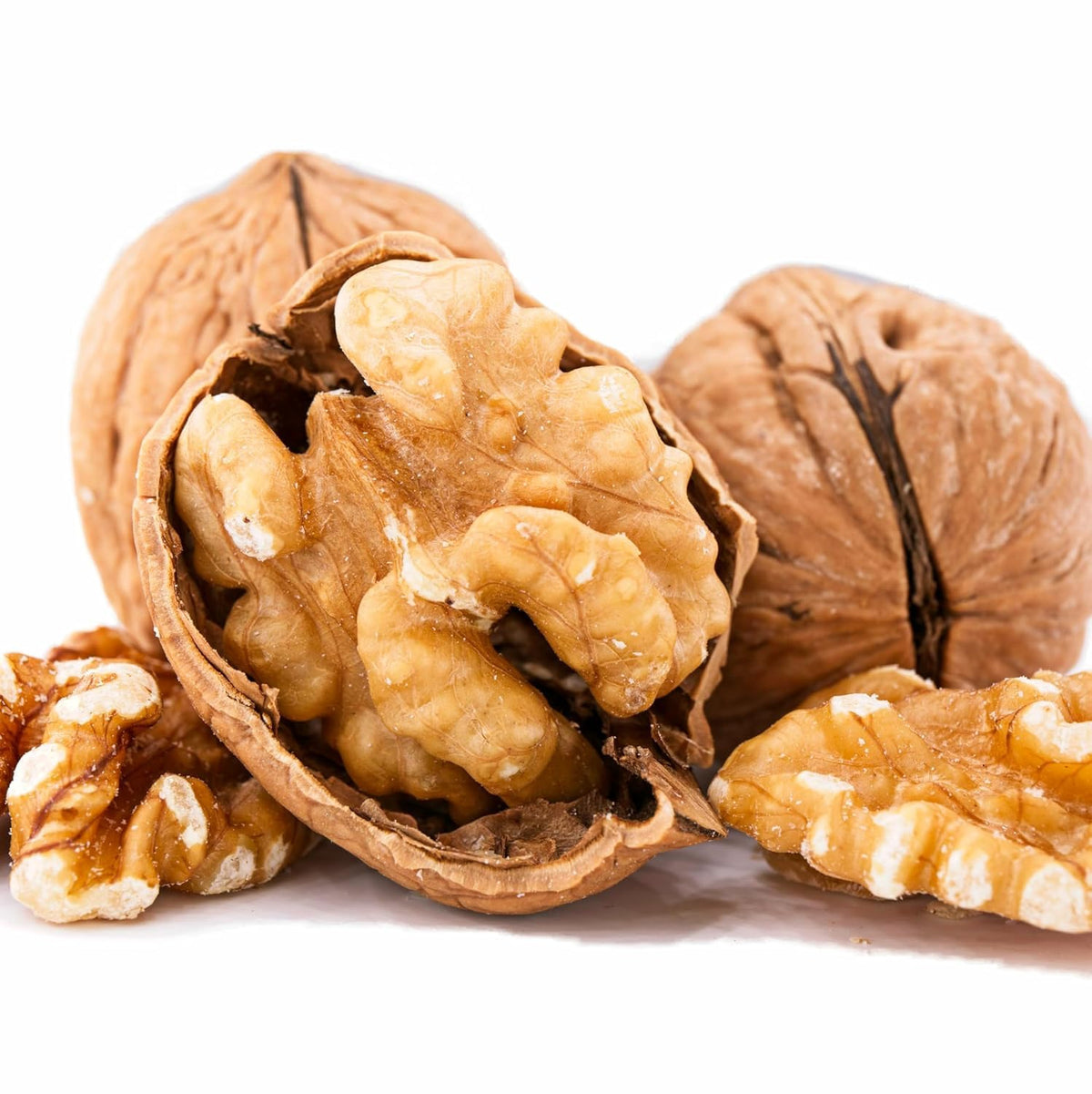 California Grown Whole Walnuts In Shell, 25lb R283183
