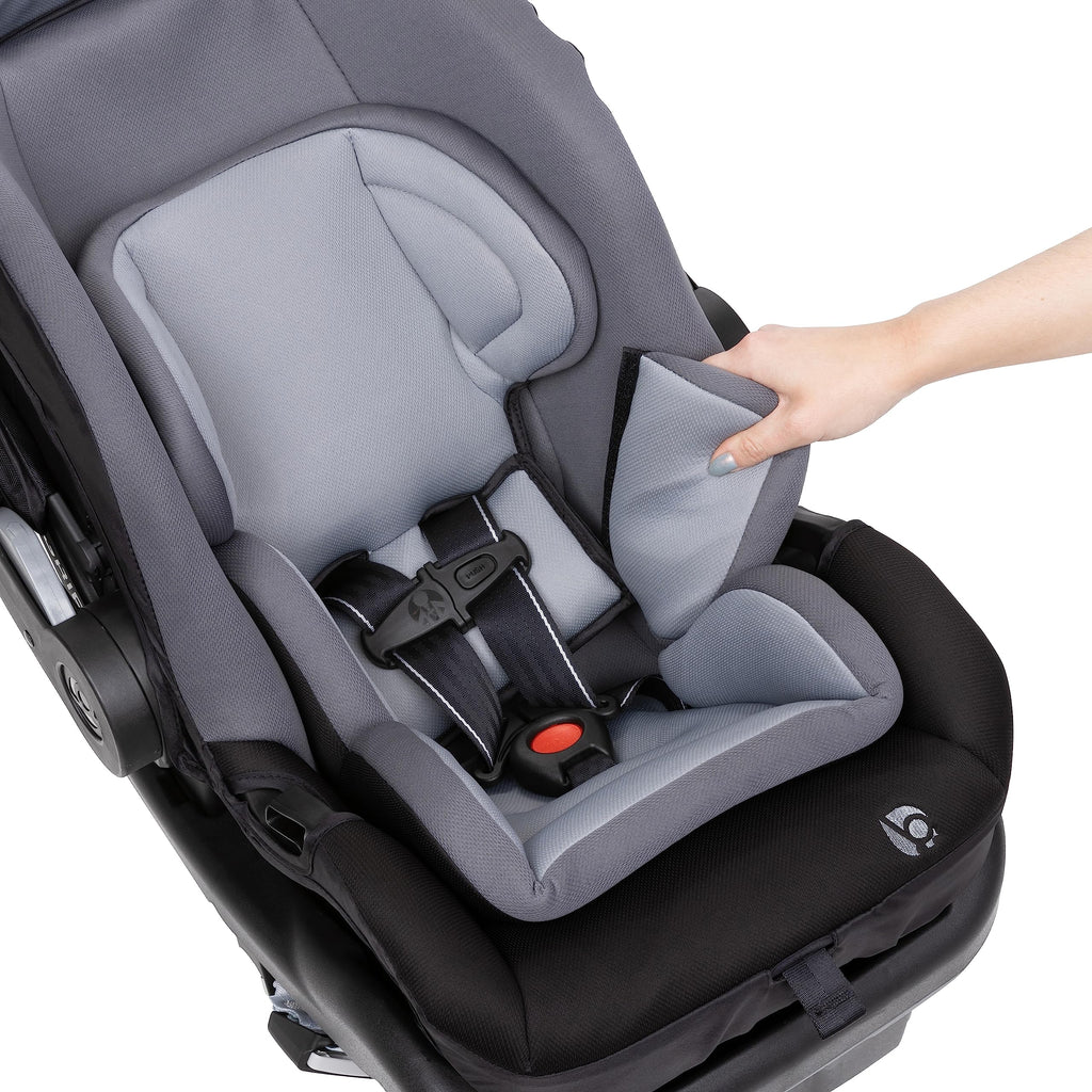 Dash Black Infant Car Seat Q504865